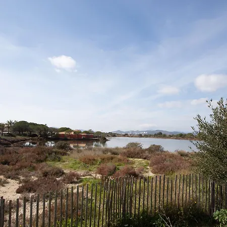 Phichris By Interhome * Hyères