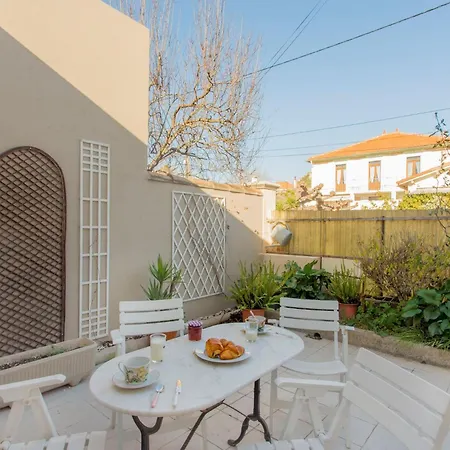 Phichris By Interhome * Hyeres