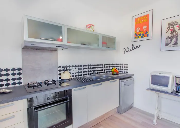 Lejlighed Phichris By Interhome