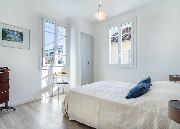 Phichris By Interhome Hyères