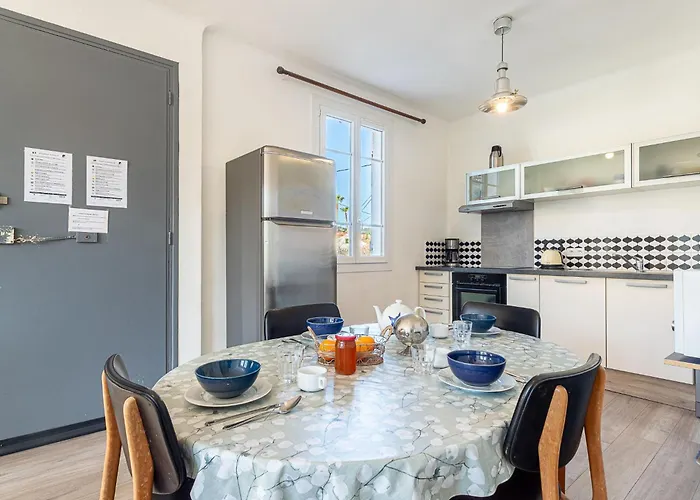 Phichris By Interhome * Hyères